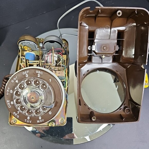 Vintage Chocolate Brown Northern Electric Rotary Desktop Telephone Canada - Picture 11 of 16